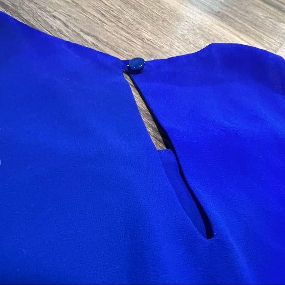 Monteau - Layered Blue Tank - Picture 5 of 5